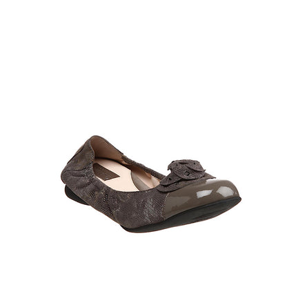 Beautifeel Mika shoes in taupe leather.