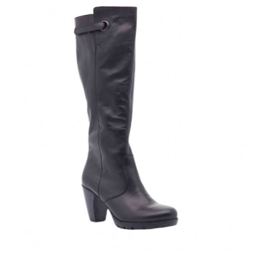 Bottes Rieker Y2052-00 en cuir noir imperméable.