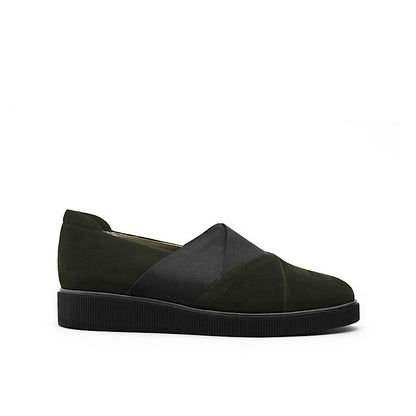 Bella Comforto Manila shoes in black suede.