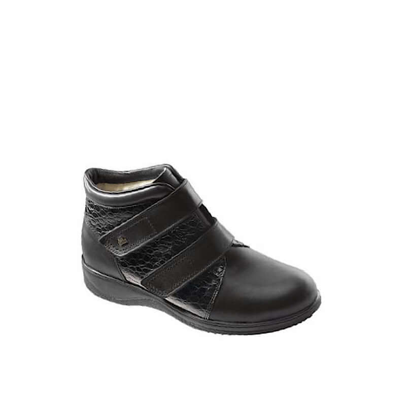 Bottes Finn Comfort, en cuir nappa et cuir verni noir.