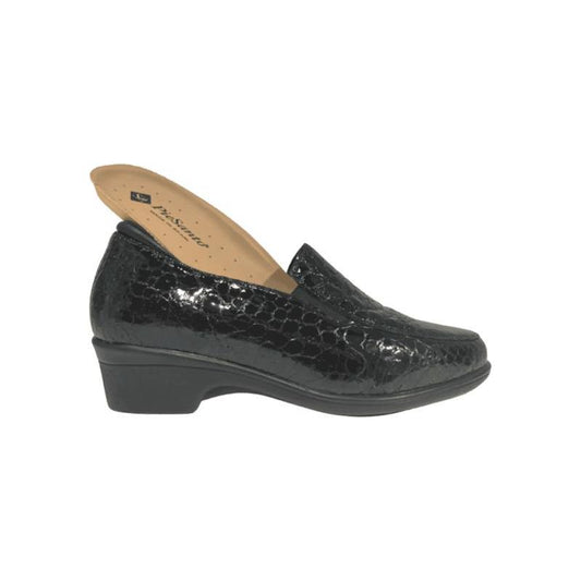 Chaussures Pie Santo en cuir verni noir effet croco.